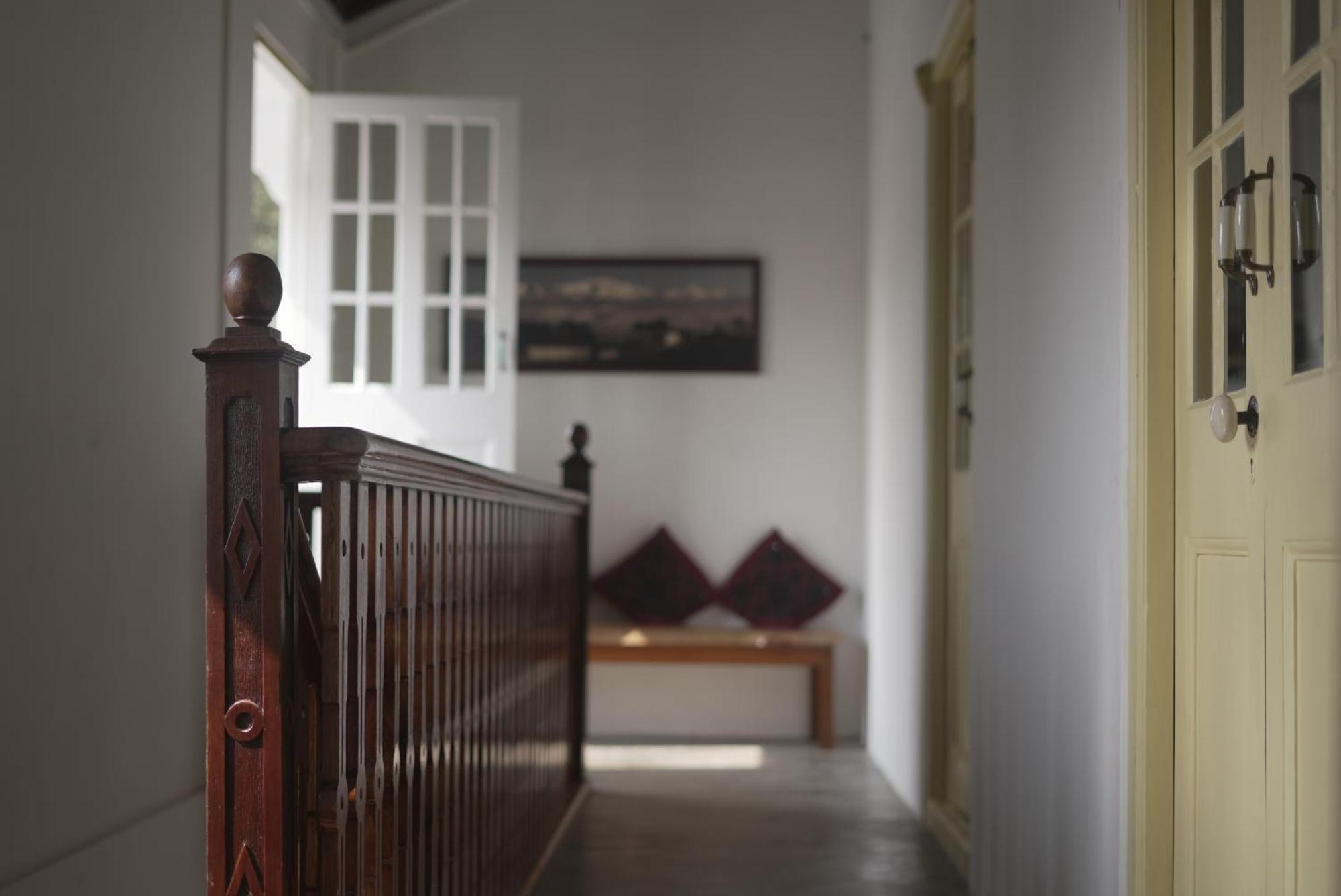 Niharika, The Old Place กาลิมปง ภายนอก รูปภาพ